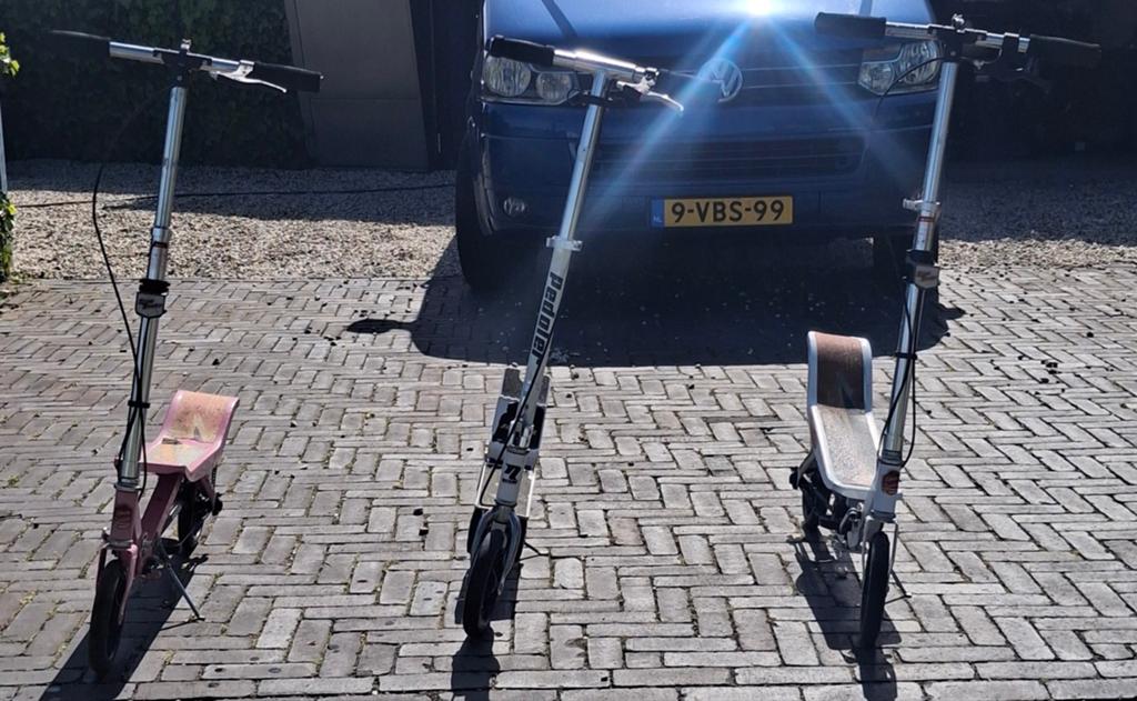 Diverse Space scooters, Fietsen en Brommers, Fietsen | Kinderfietsjes, Ophalen, Gebruikt, Minder dan 16 inch