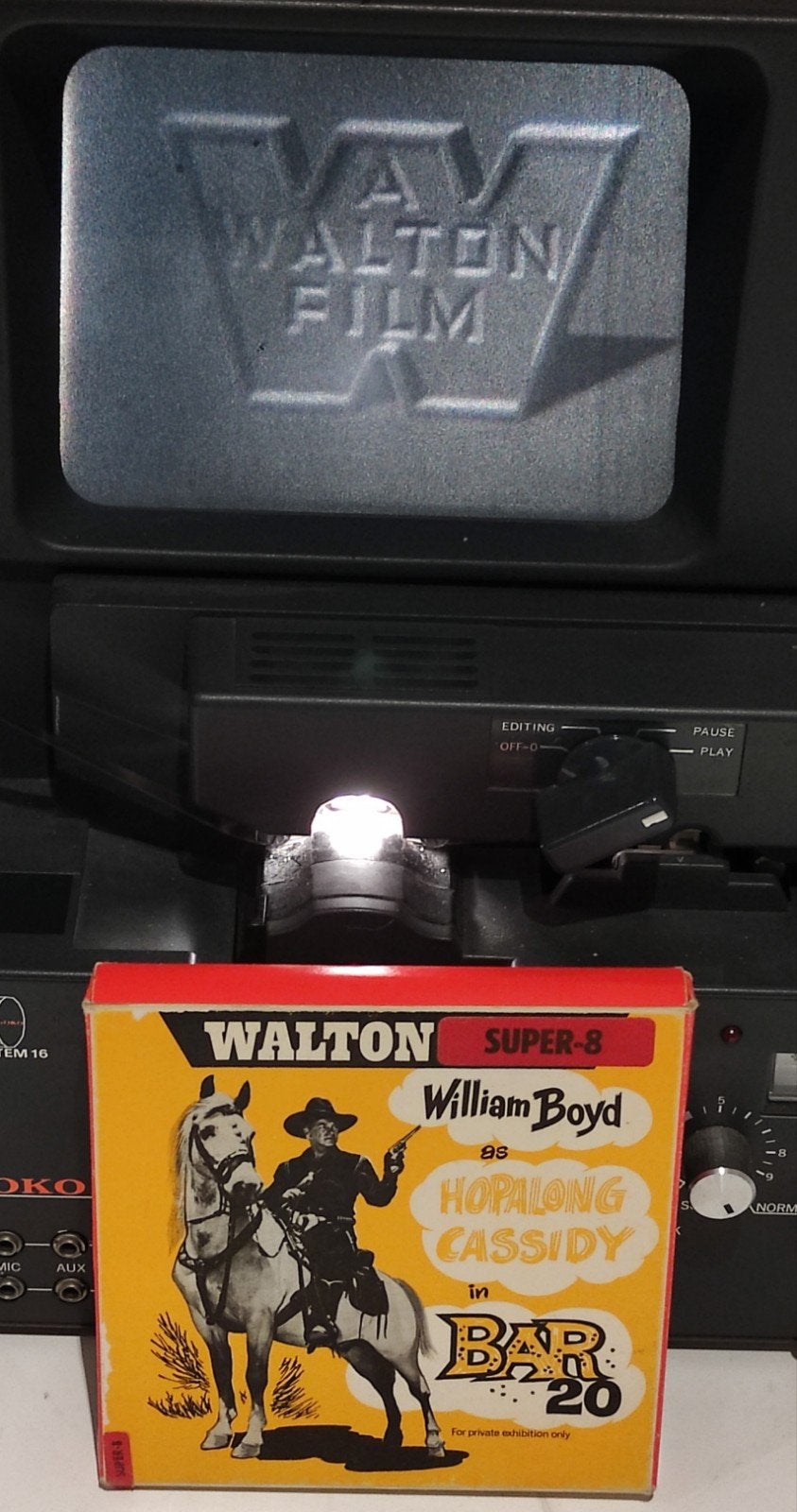 super 8 WILLIAM BOYD HOPALONG CASSIDY in BAR 20, Ophalen of Verzenden, 8mm film