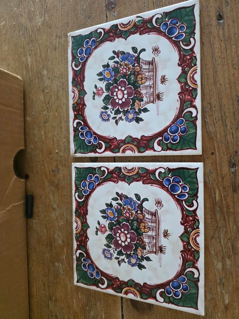2 oude wandtegeltjes, Ophalen of Verzenden