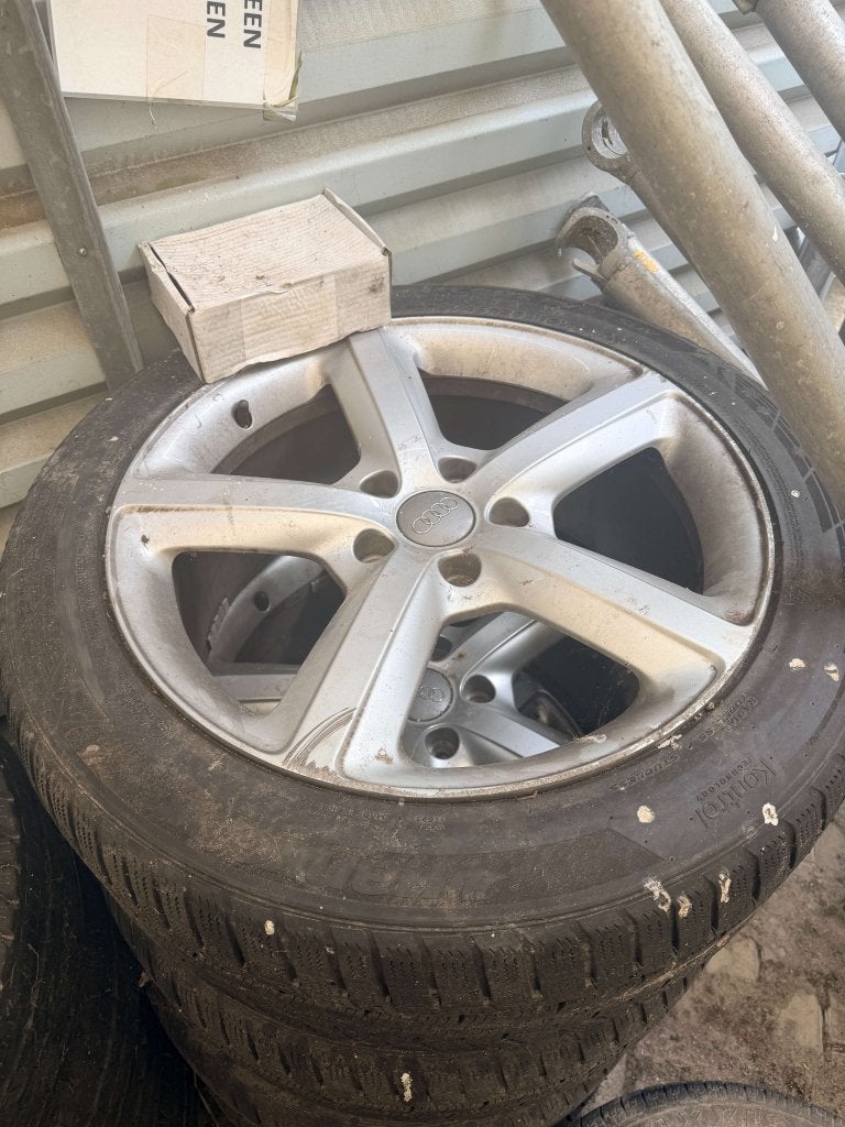 Audi Q7 velgen met banden – set van 4, Auto-onderdelen, Gebruikt, 275 mm, Banden en Velgen, Niet ingevuld