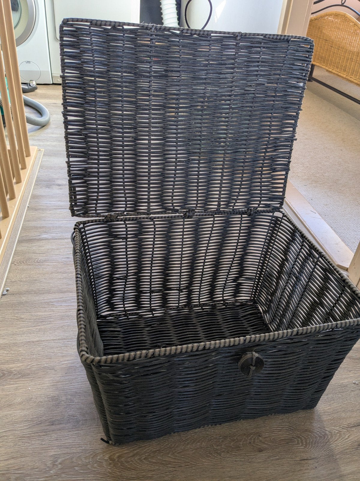 Rieten mand met deksel  47x37x22 cm, Huis en Inrichting, Ophalen, Gebruikt, Mand, Riet