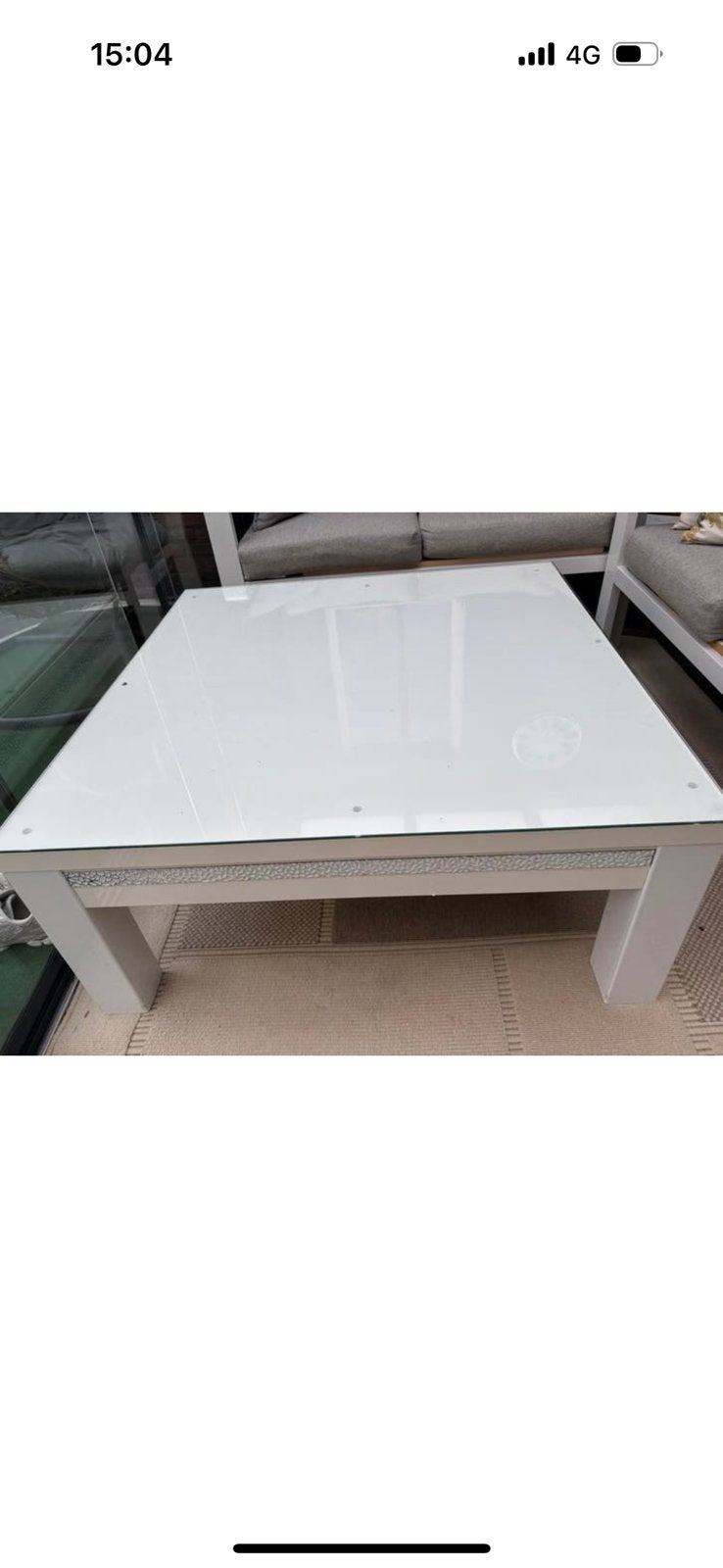 Hoogglans wit mooi tafel 1 bij 1  40€ maar  met boven glas, Ophalen, Zo goed als nieuw