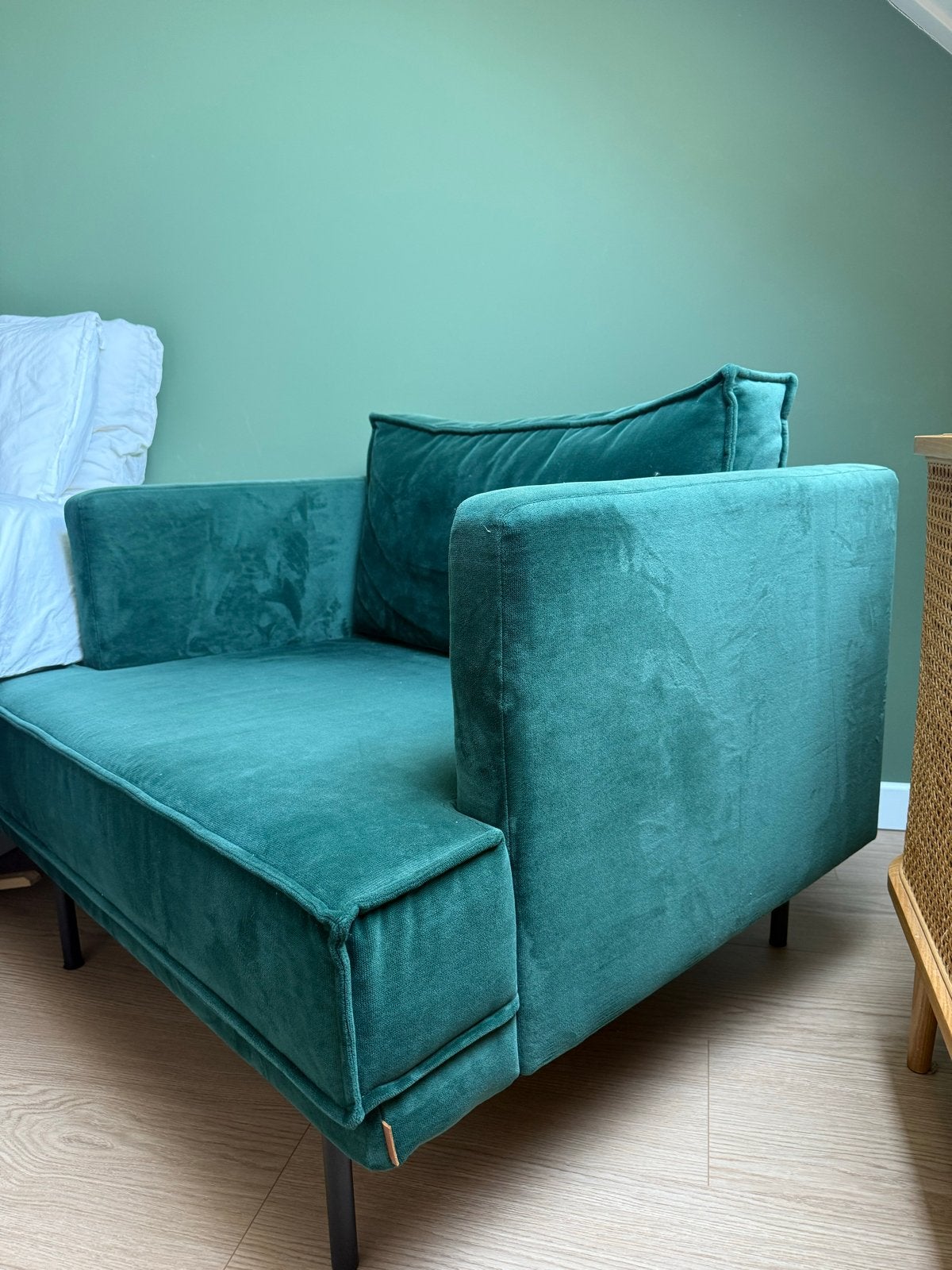 Sissy-Boy loveseat velvet groen - Zo goed als nieuw, Huis en Inrichting, Ophalen, Tweepersoons, 75 tot 100 cm, Zo goed als nieuw