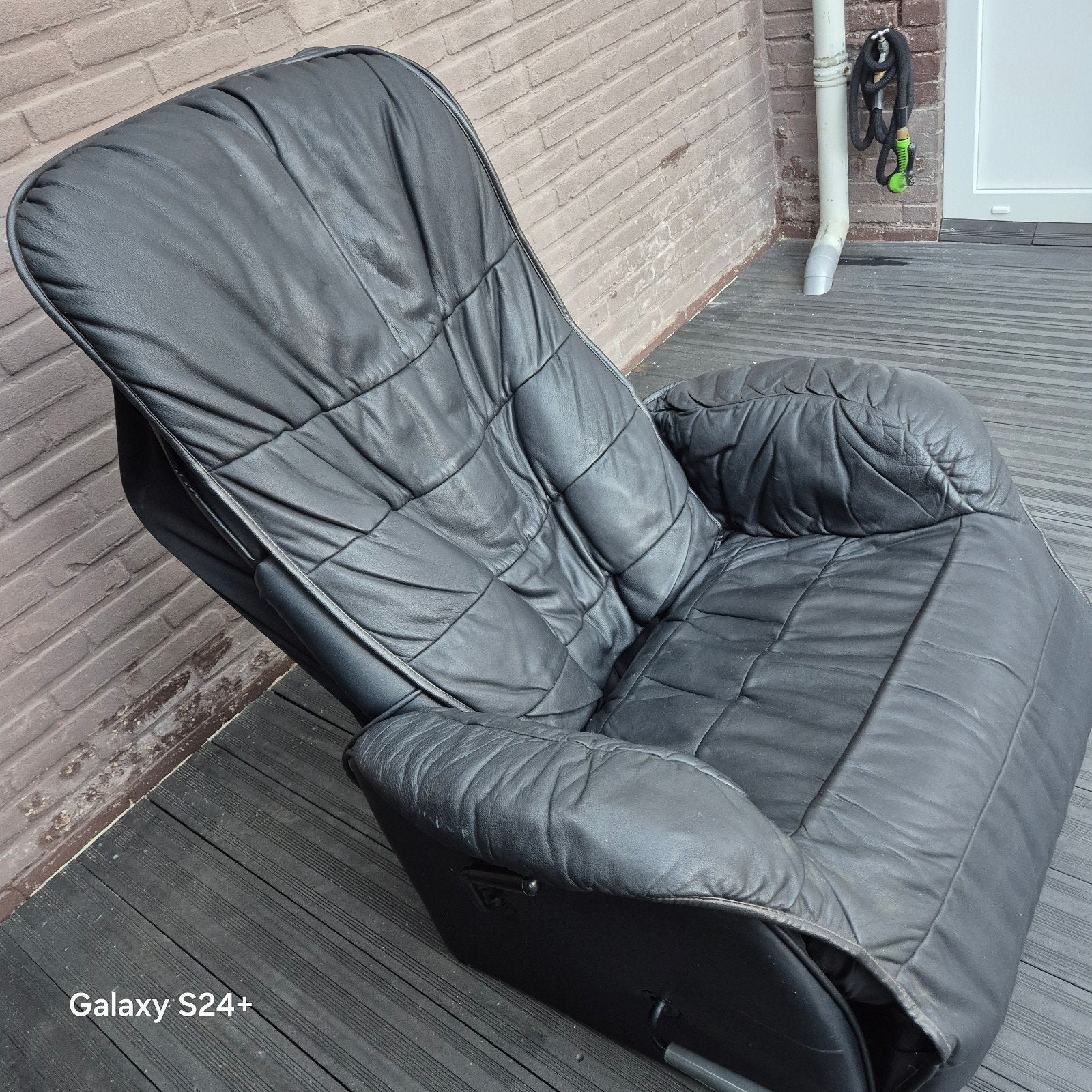 Relaxstoel met massage te koop, Ophalen, Gebruikt, Leer, 50 tot 75 cm
