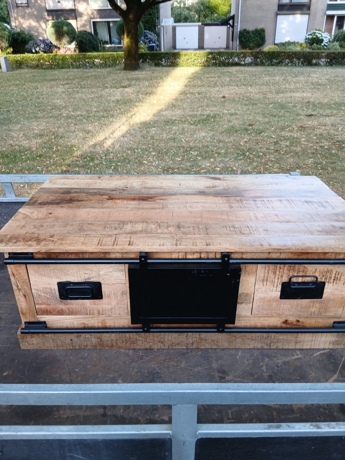 mango houten salontafel igsz, Huis en Inrichting, 100 tot 150 cm, Rond, Zo goed als nieuw, 50 tot 100 cm