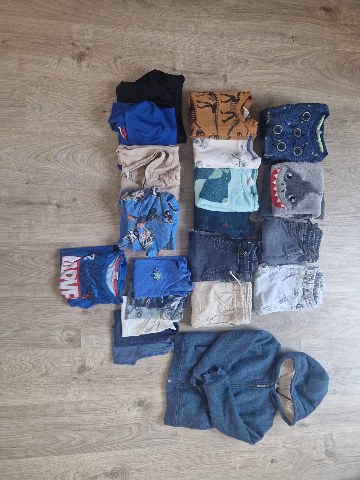 Winter pakket kleding maat 122/128 - Truien, broeken, vest, Kinderen en Baby's, Ophalen of Verzenden, Zo goed als nieuw, Maat 128