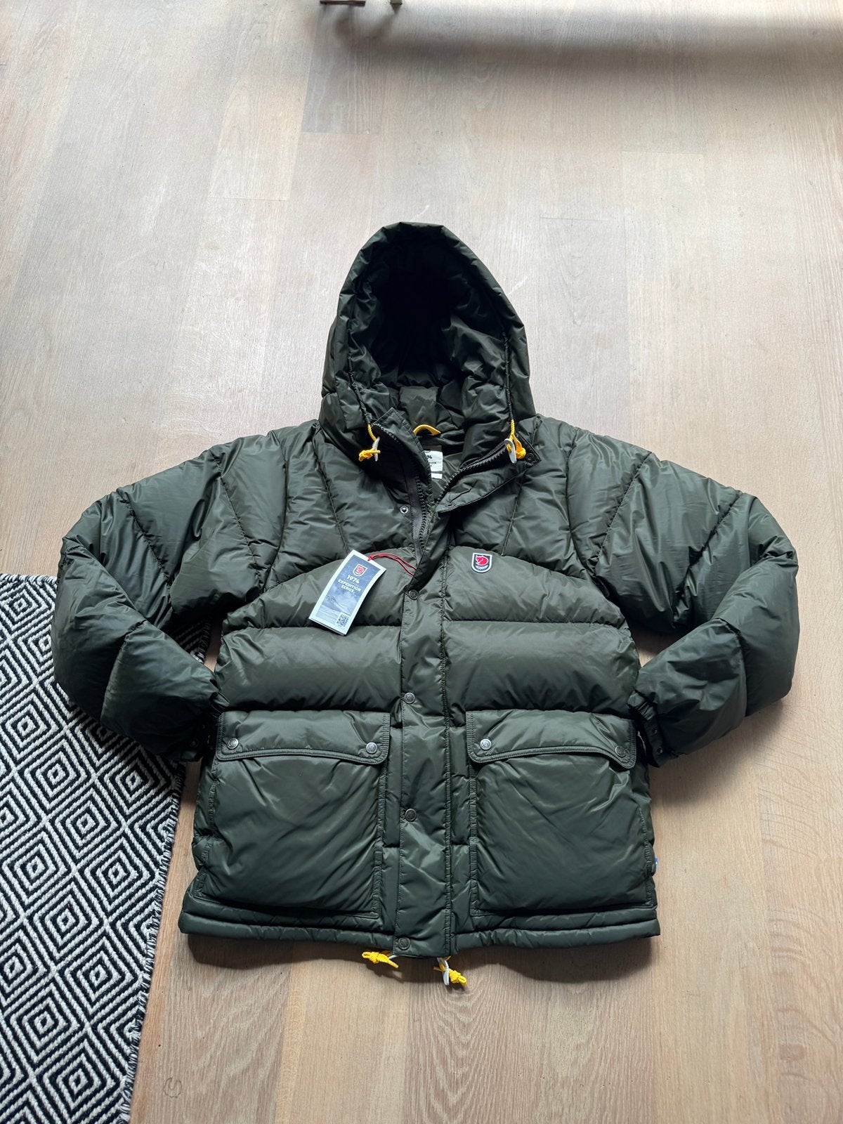 Nieuw Fjallraven expedition down lite jacket maat L groen, Kleding | Heren, Jassen | Winter, Ophalen of Verzenden, Zo goed als nieuw
