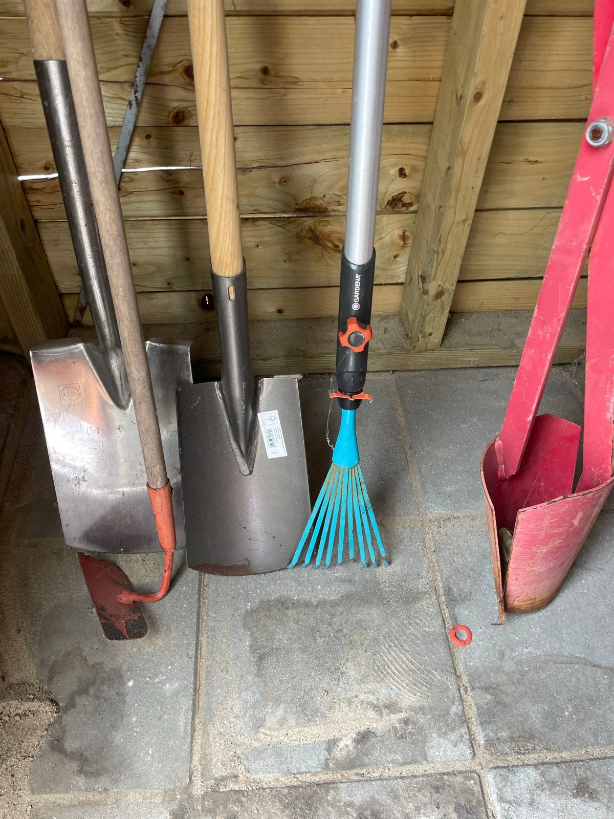 Tuingereedschap: Scheppen en hark, zo goed als nieuw, Tuin en Terras, Ophalen, Zo goed als nieuw, Schop