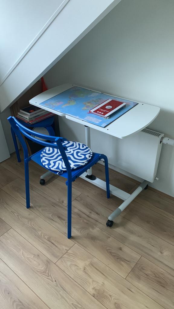 Laptoptafel, Computers en Software, Laptoptafels, Ophalen, Zo goed als nieuw
