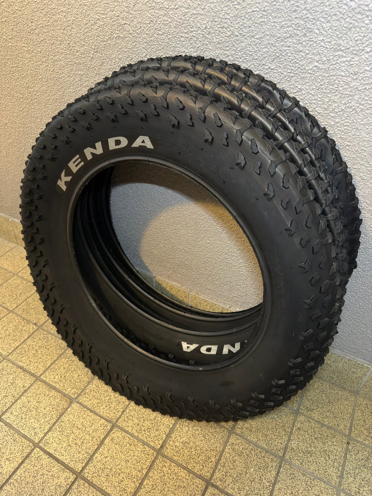 20x4’’ Kenda buitenband voor Fatbike - Nieuw, Ophalen, Band, Nieuw, Fatbike