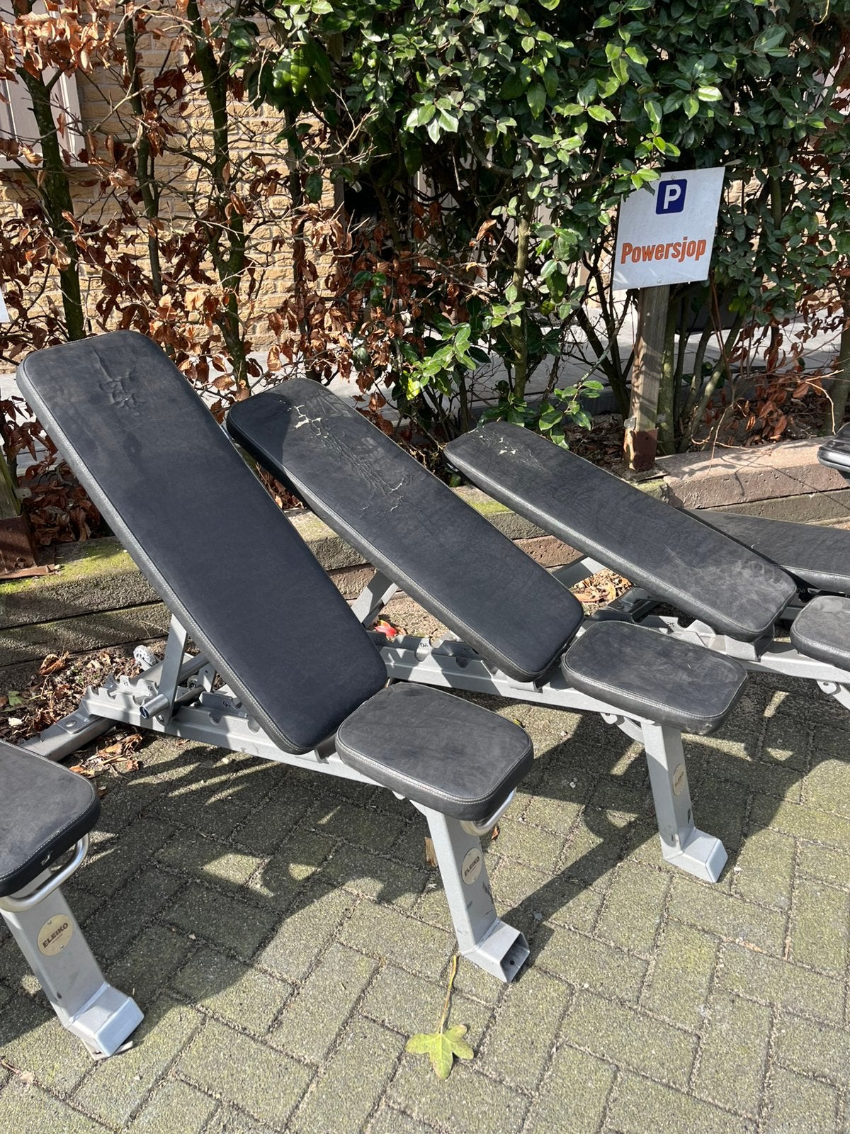 Eleiko verstelbare bank adjustable bench ( evt 3 stuks ), Sport en Fitness, Fitnessmaterialen, Ophalen, Eleiko, Gebruikt, Bank