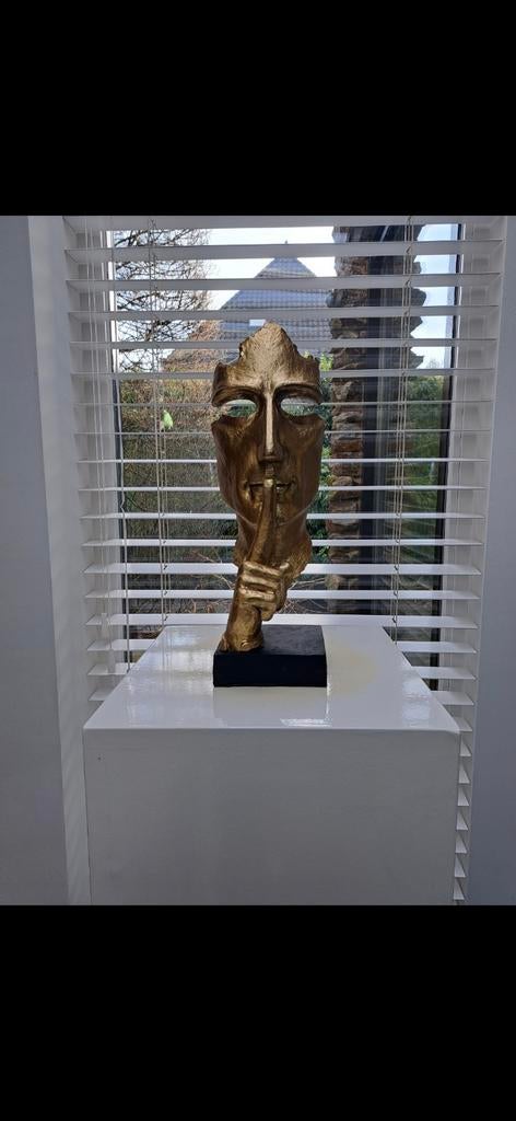 " de Stilte" geeft rust en allure., Antiek en Kunst, Kunst | Beelden en Houtsnijwerken, Ophalen of Verzenden, 20 - 50 cm, Overige materialen