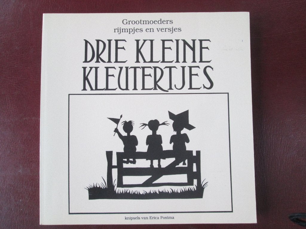 Grootmoeders Rijmpjes en Versjes: Drie Kleine Kleutertjes, Fictie algemeen, Jongen of Meisje, Ophalen of Verzenden, Zo goed als nieuw