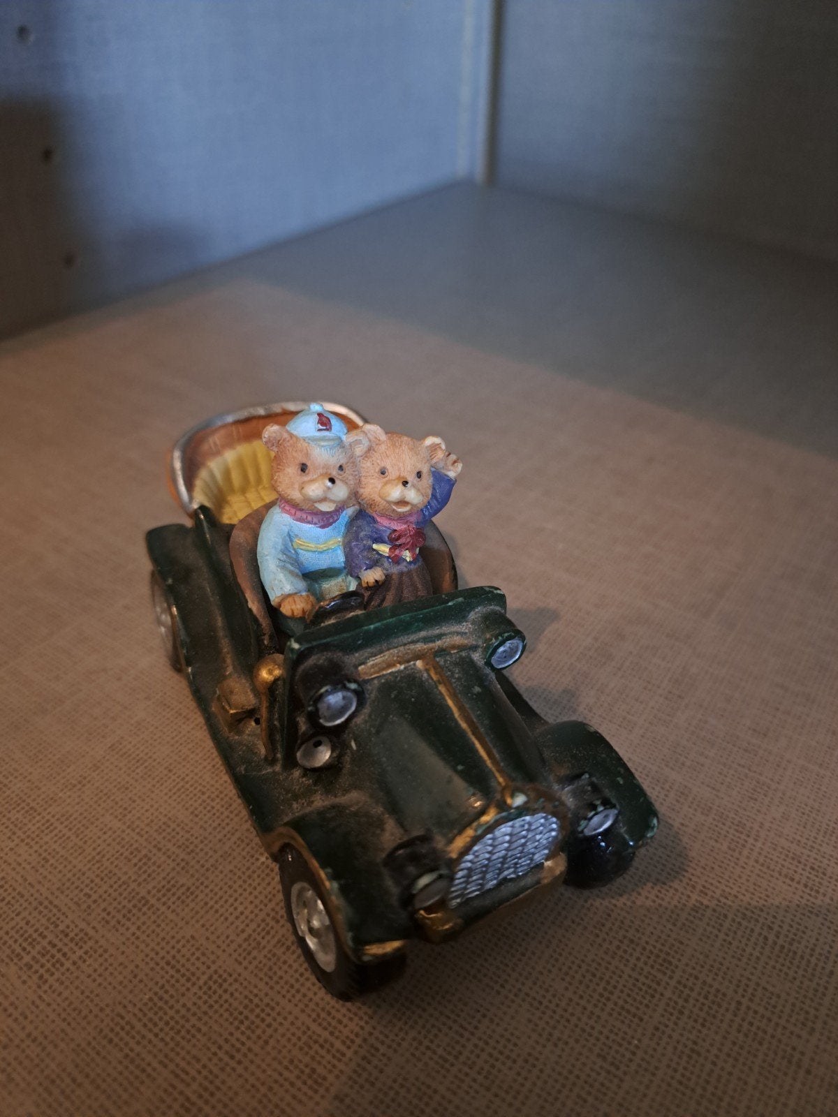 Decoratief Beertjes in Auto Beeldje - 10x5cm, Ophalen