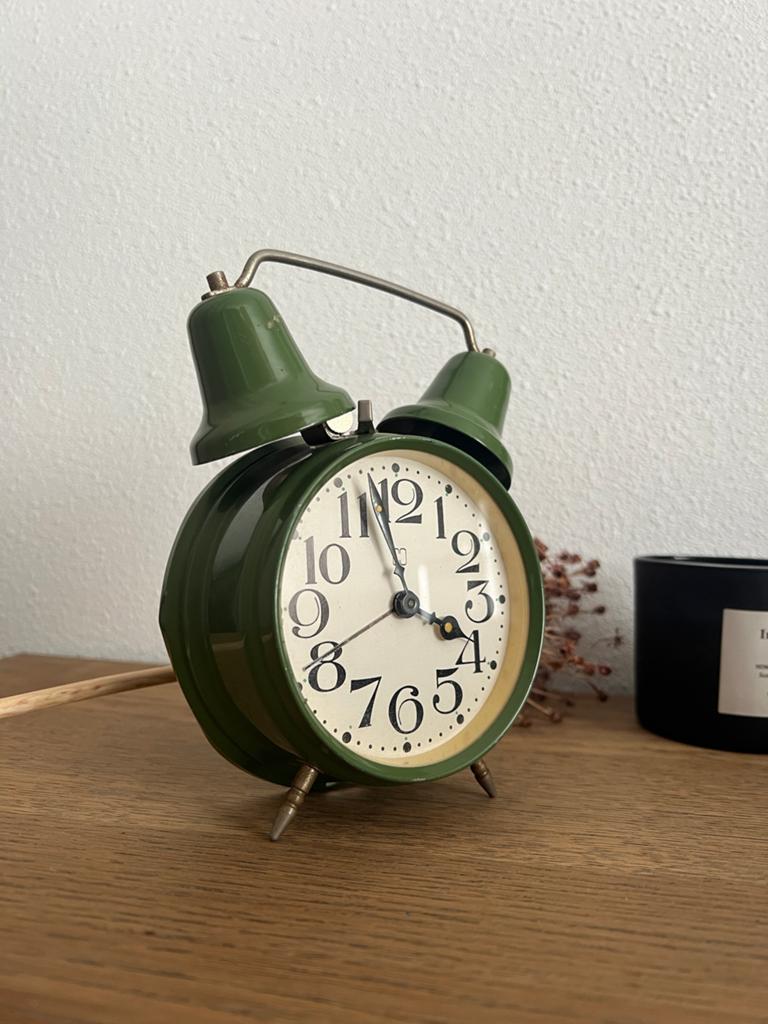 Vintage Hema Wekker - Retro Groen met Bellen, Ophalen of Verzenden