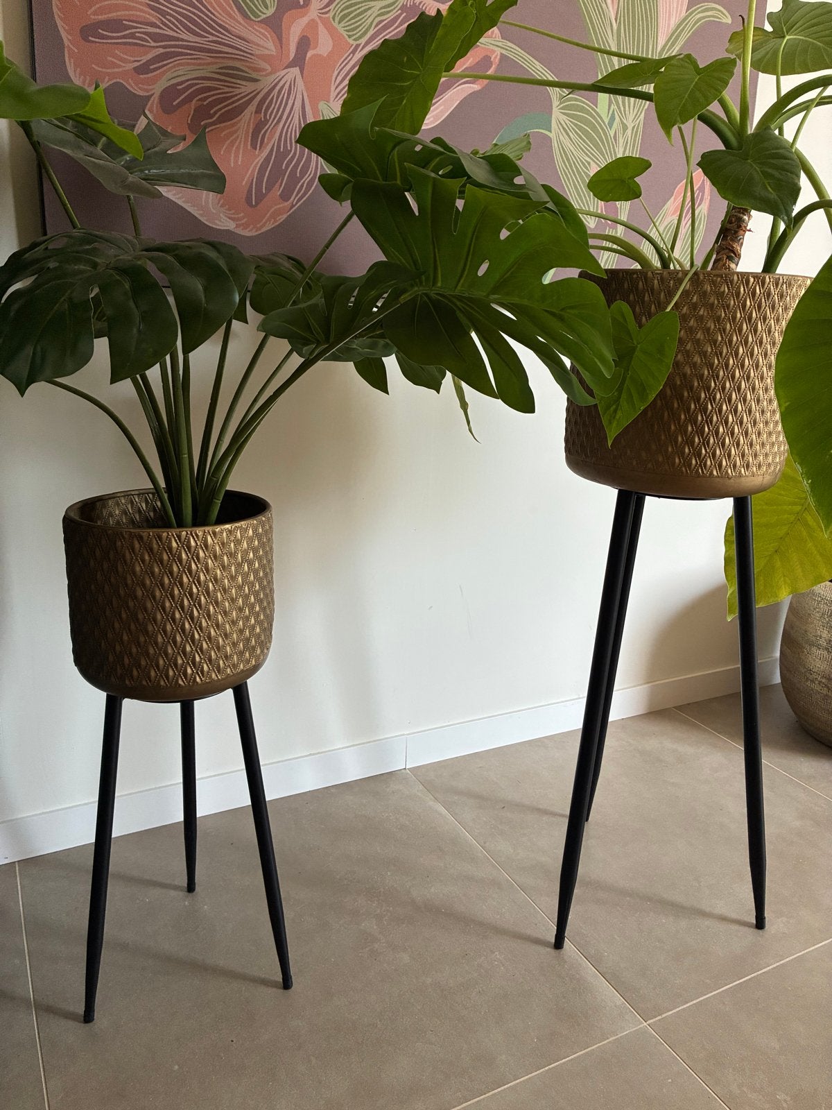 2 Intratuin bloempotten met planten (echt en nep), 25 tot 40 cm, Rond, Binnen, Ophalen of Verzenden