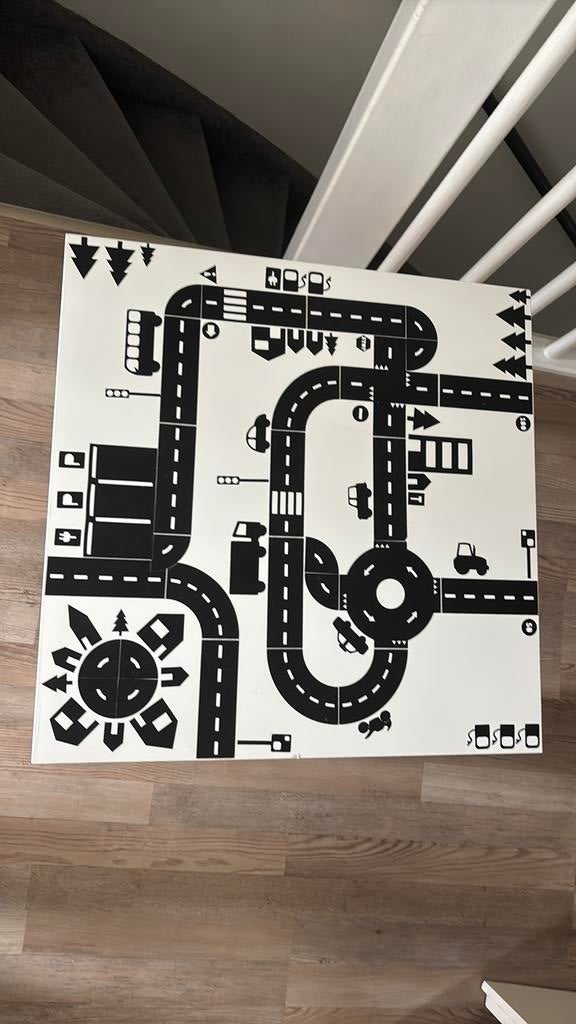 Speeltafel IKEA Lack, Kinderen en Baby's, Speelgoed | Speelkleden, Ophalen of Verzenden, Gebruikt