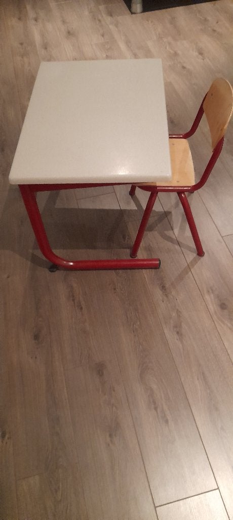 Kinder tafel en stoel, Huis en Inrichting, Stoelen, Ophalen, Gebruikt, Hout, Eén