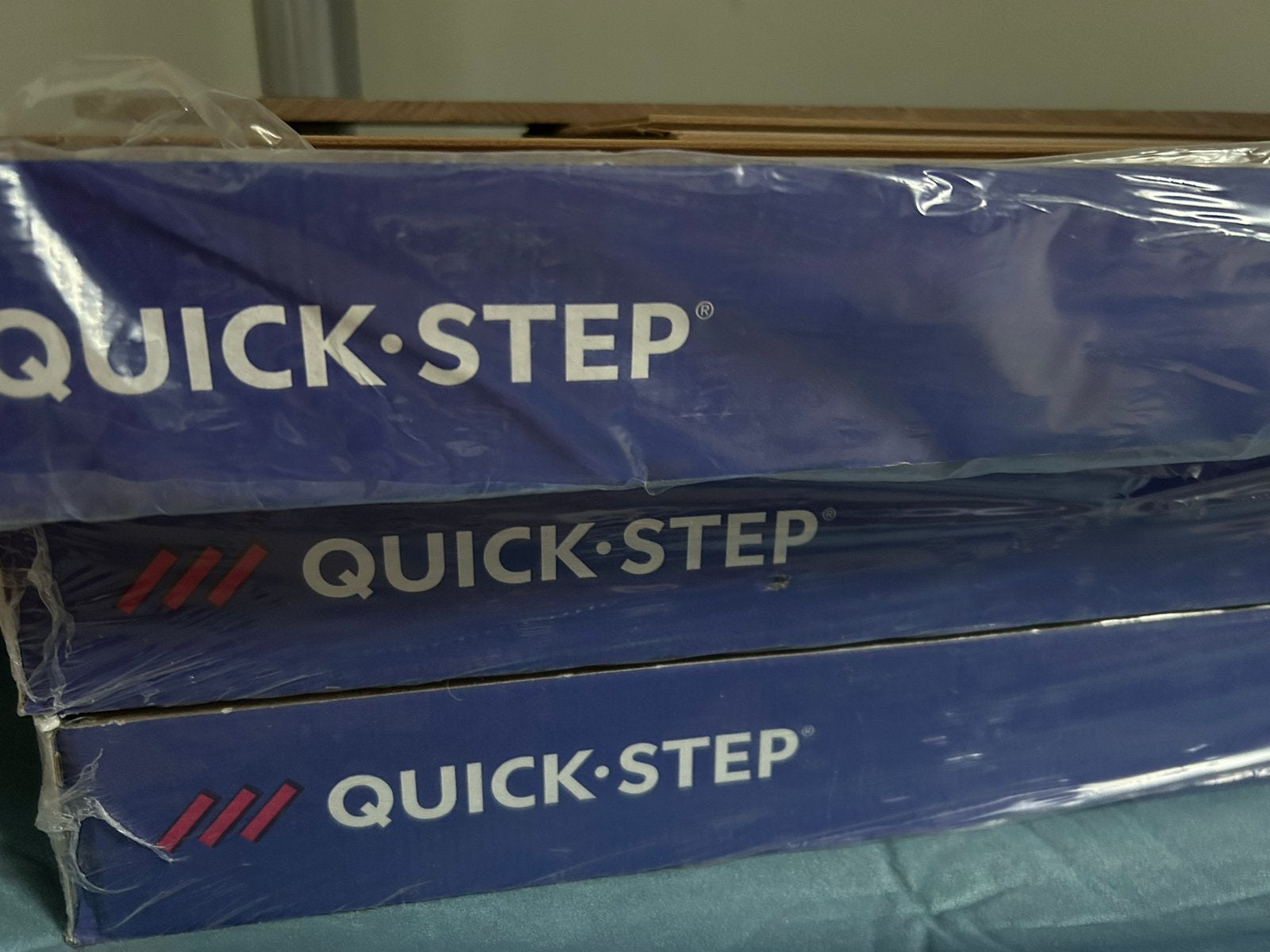 2,5 nieuwe verpakkingen Quick-Step laminaat, Ophalen, 50 tot 150 cm, Nieuw, Minder dan 5 m²