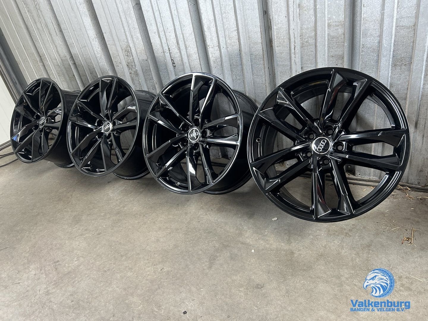 Originele Audi A3 Q2 Q3 19 inch zwarte velgen 5x112, 19 inch, Gebruikt, Velg(en), -