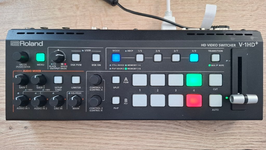 Roland video switcher V-1HD+, Ophalen of Verzenden, Zo goed als nieuw, Video