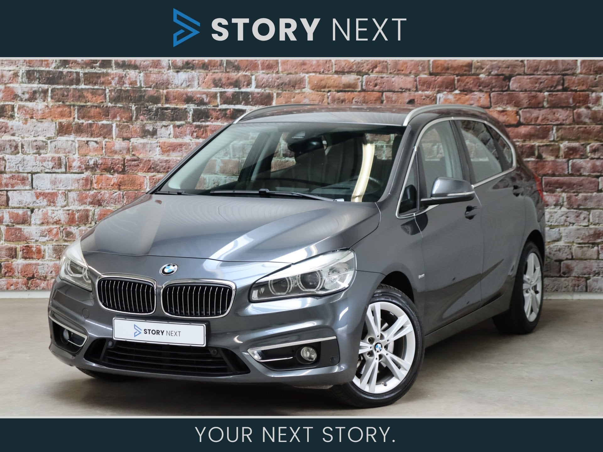 BMW 2 Serie Active Tourer 220i High Executive Luxury Line Au, Auto's, 730 kg, Gebruikt, 1405 kg, Zilver of Grijs
