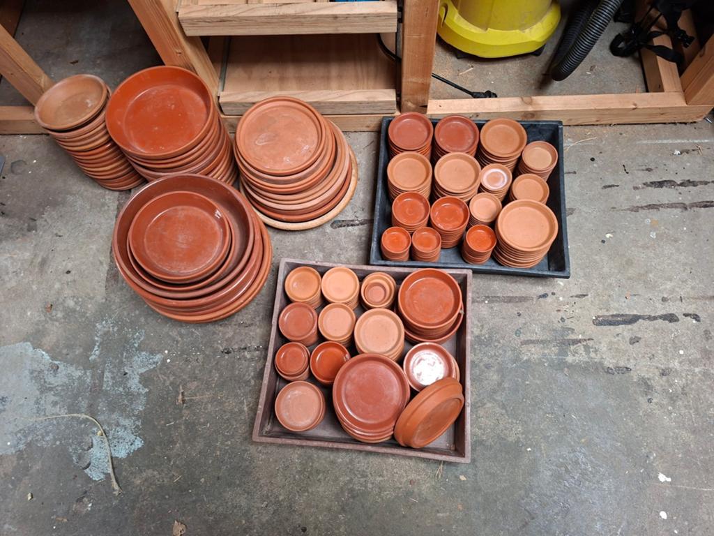Grote partij terracotta schalen in diverse maten, Ophalen, Gebruikt, Rond, Balkon
