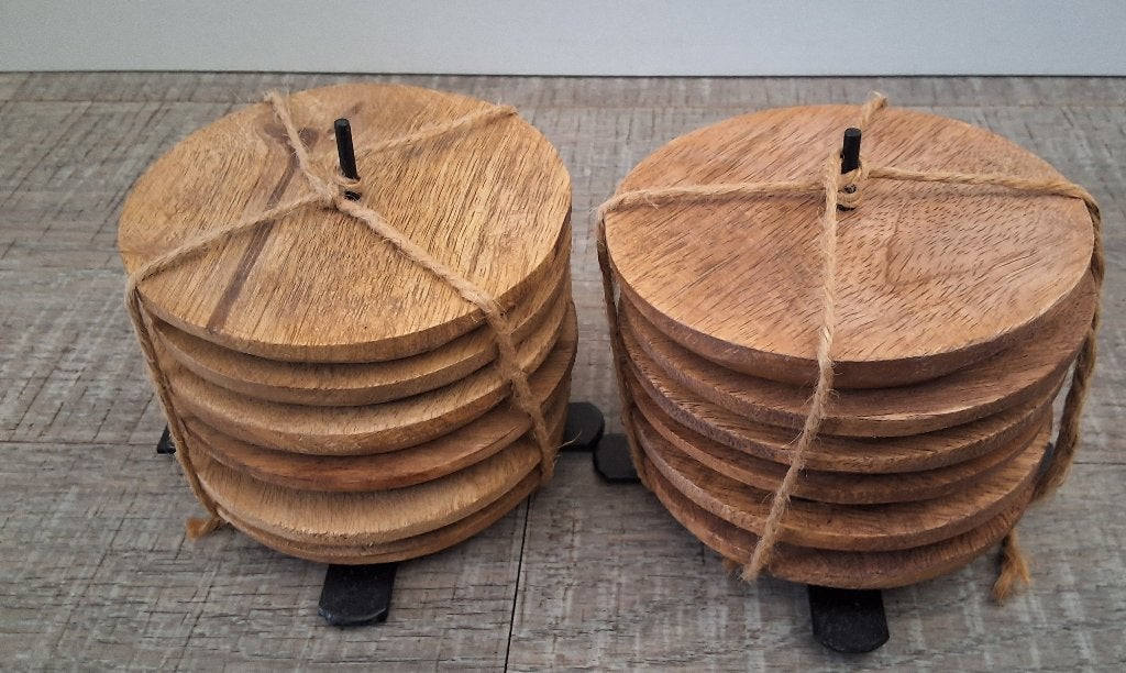 2 Houten onderzetters op ijzeren statief, Ophalen, Hout, Glasonderzetter, Bruin