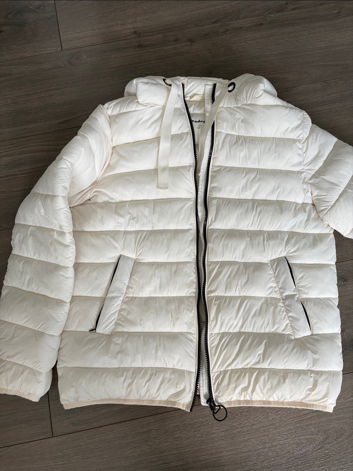 Madness Crème licht gewatteerde jas met capuchon - Maat S, Ophalen, Zo goed als nieuw, Maat 36 (S), Beige