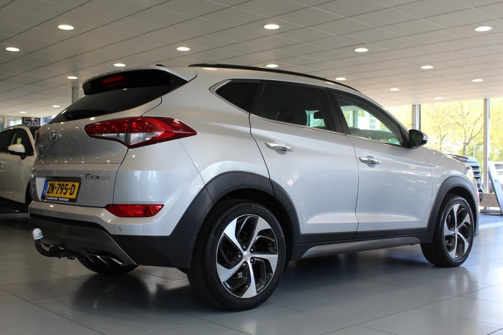 Hyundai Tucson 1.6 T-GDi Premium/LEDER/PANO/TREKHAAK, 4 cilinders, Handgeschakeld, SUV of Terreinwagen, 750 kg