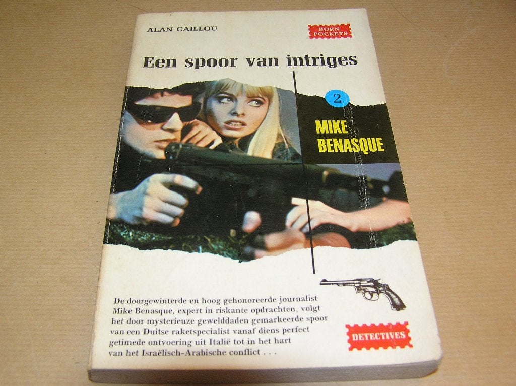 Een Spoor van Intriges -Alan Caillou, Ophalen of Verzenden, Gelezen, Alan Caillou