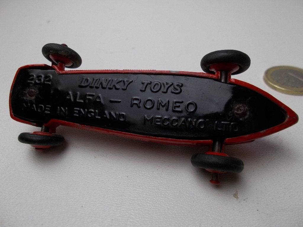 1955 Dinky Toys 232 ALFA ROMEO FORMULE 1 (Gerestaureerd.), Ophalen of Verzenden, Gebruikt, Auto, Dinky Toys