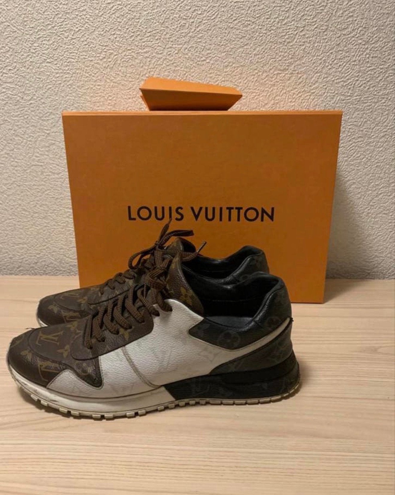 Louis vuitton schoen, Bruin, Ophalen of Verzenden, Sneakers of Gympen, Zo goed als nieuw
