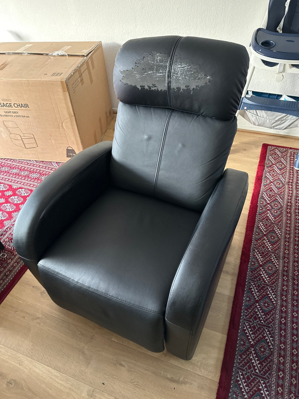 Zwarte massagefauteuil met relaxfunctie, Ophalen, Kunststof, Gebruikt, 75 tot 100 cm
