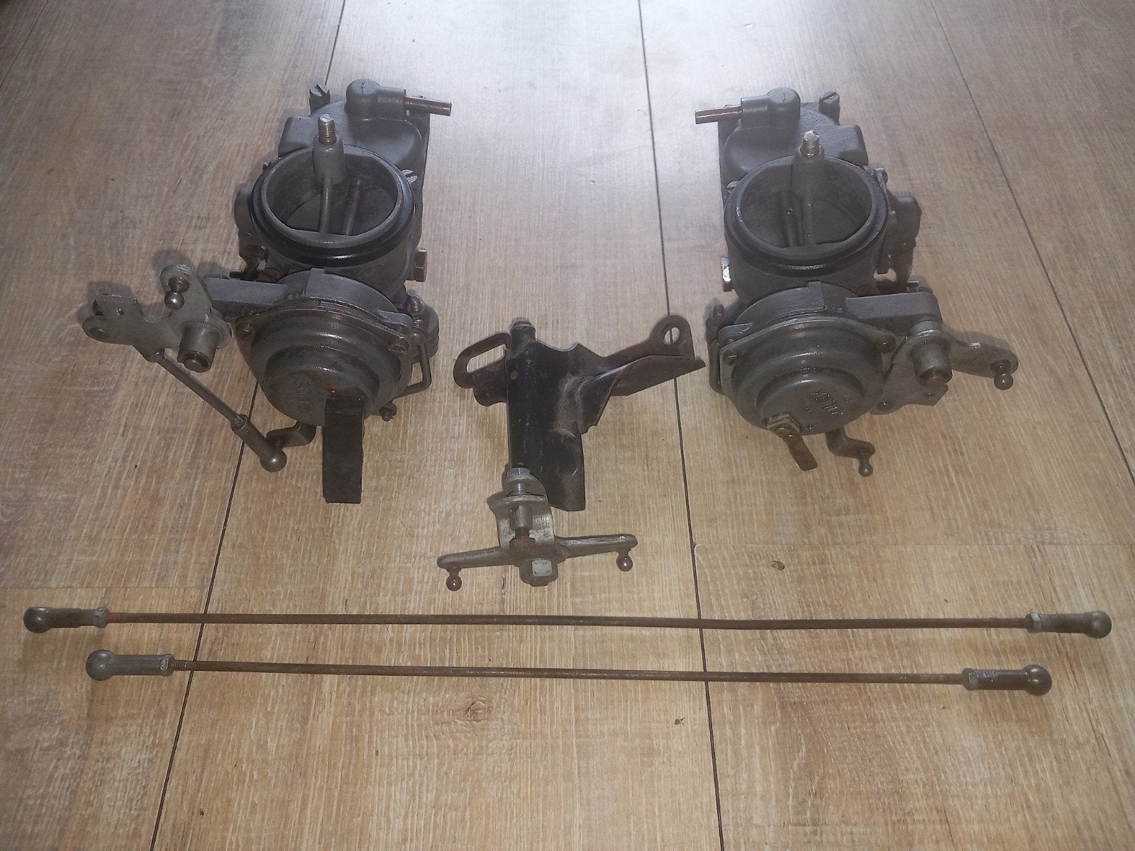 Ik heb een set nette carburateurs 32 pdsit 2 en 3 met gassta, Ophalen of Verzenden