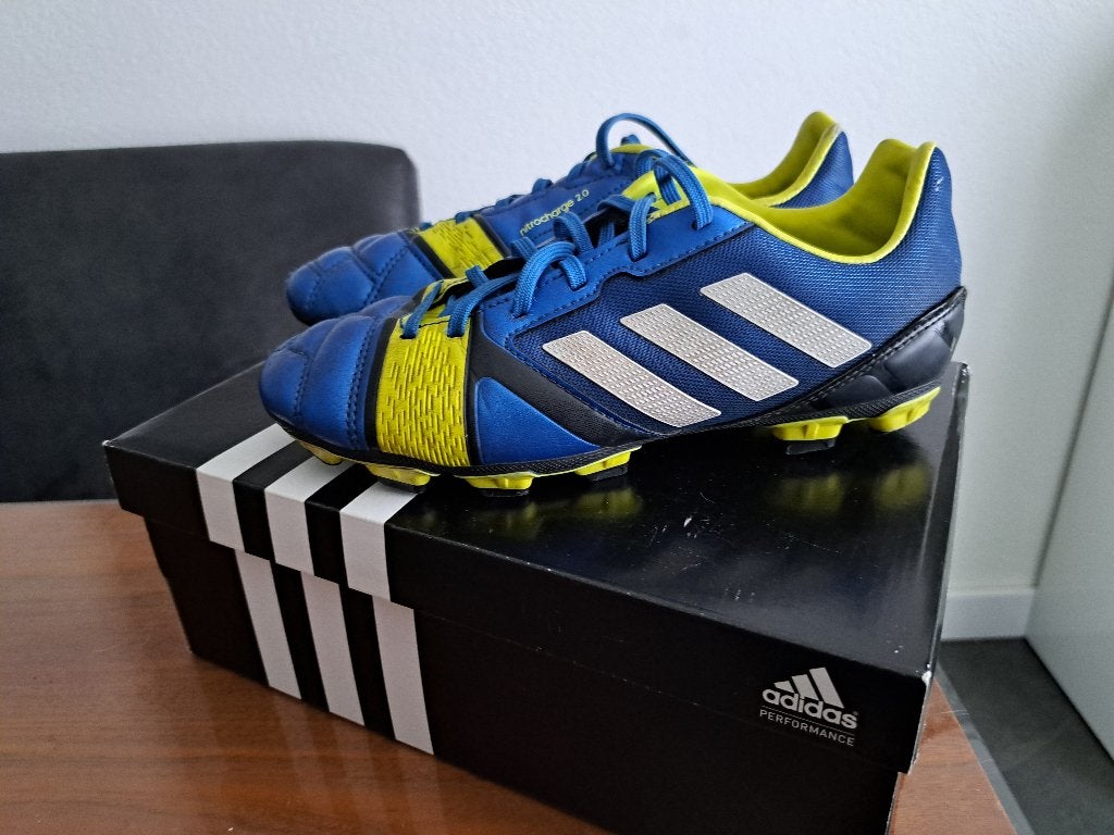Adidas voetbalschoenen maat 36, Ophalen, Adidas, Schoenen, Zo goed als nieuw