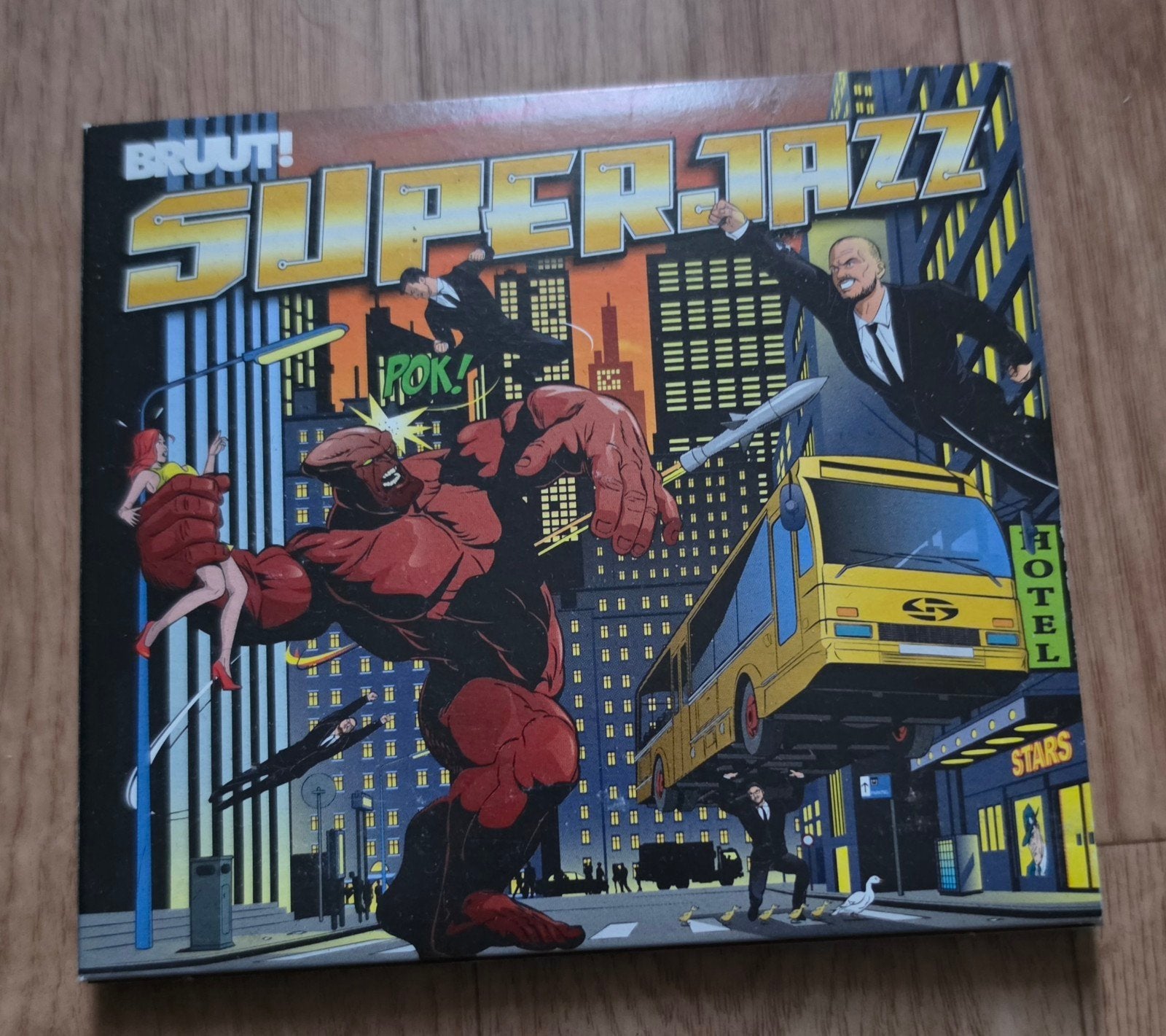 Bruut - SuperJazz (Gesigneerd), Ophalen of Verzenden, Zo goed als nieuw