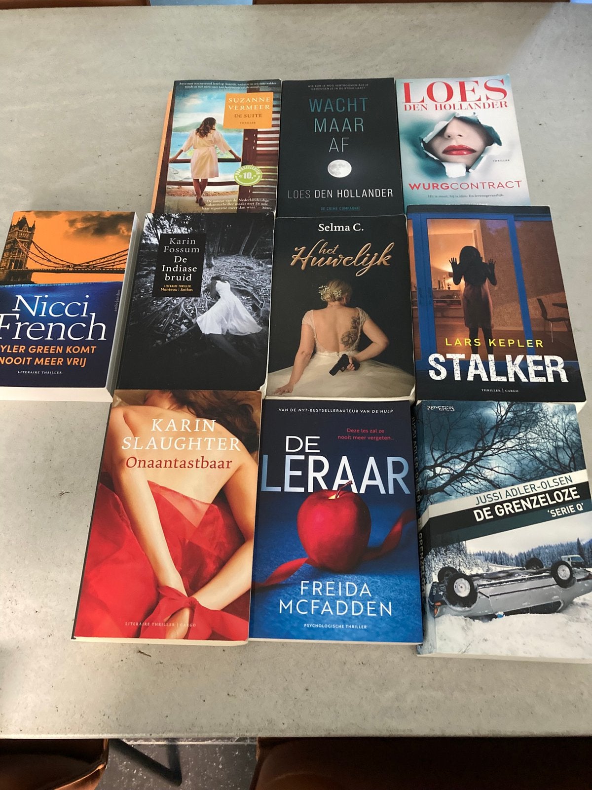 Diverse Nederlandstaligen thrillers, Boeken, Ophalen of Verzenden, Gelezen, Populaire fictie