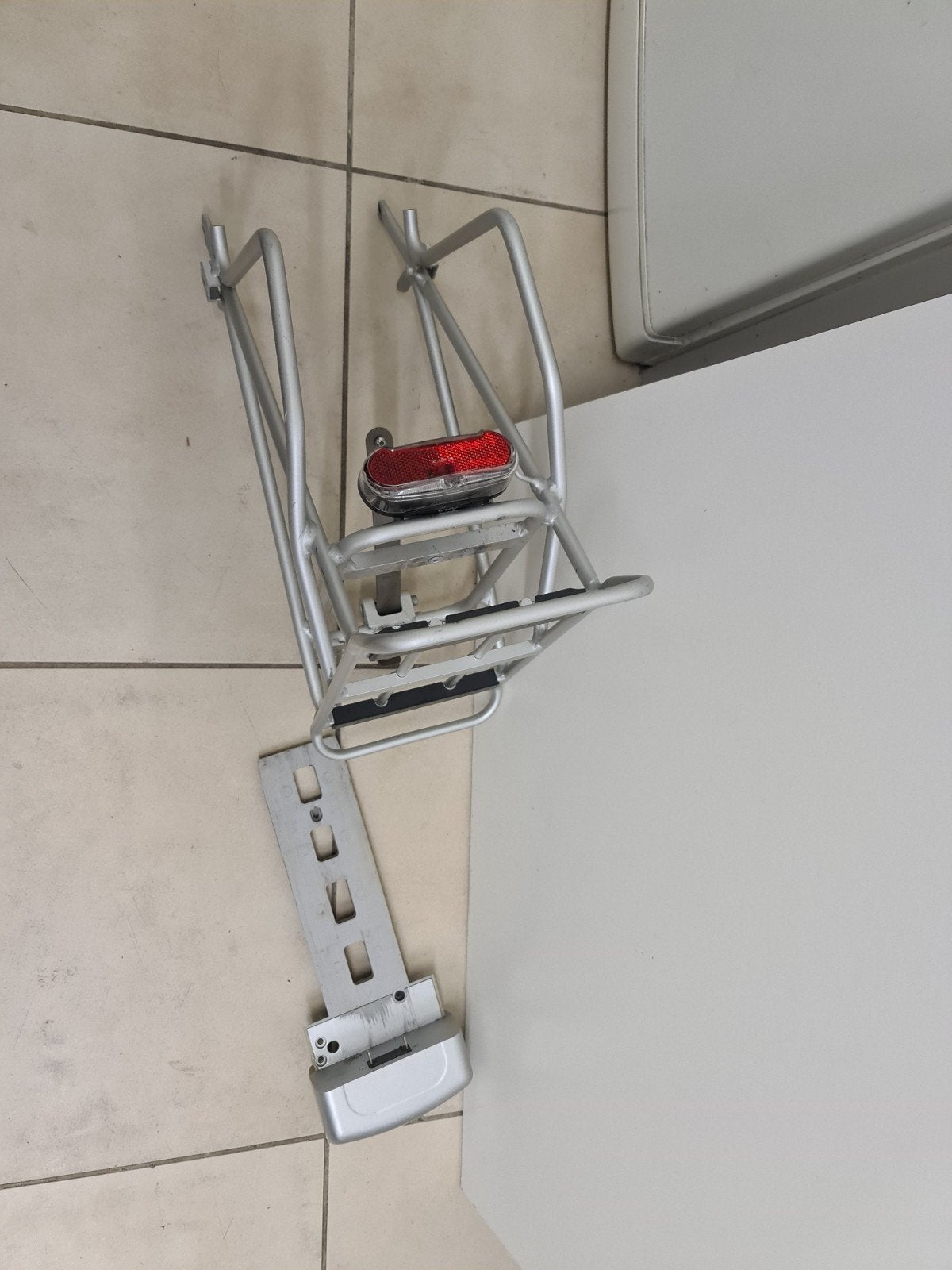 Sparta Fietsdrager voor achterop de fiets, zilverkleurig, Ophalen of Verzenden, Gebruikt