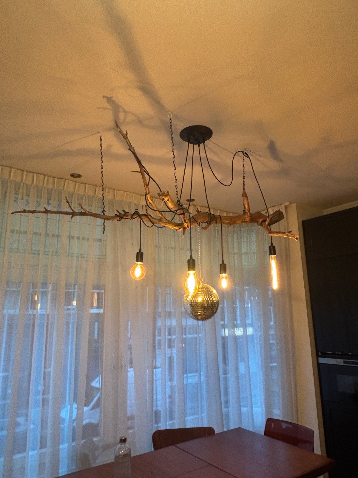 Unieke handgemaakte hanglamp van drijfhout, Huis en Inrichting, Lampen | Hanglampen, Ophalen, Zo goed als nieuw, Hout, E27 (groot)