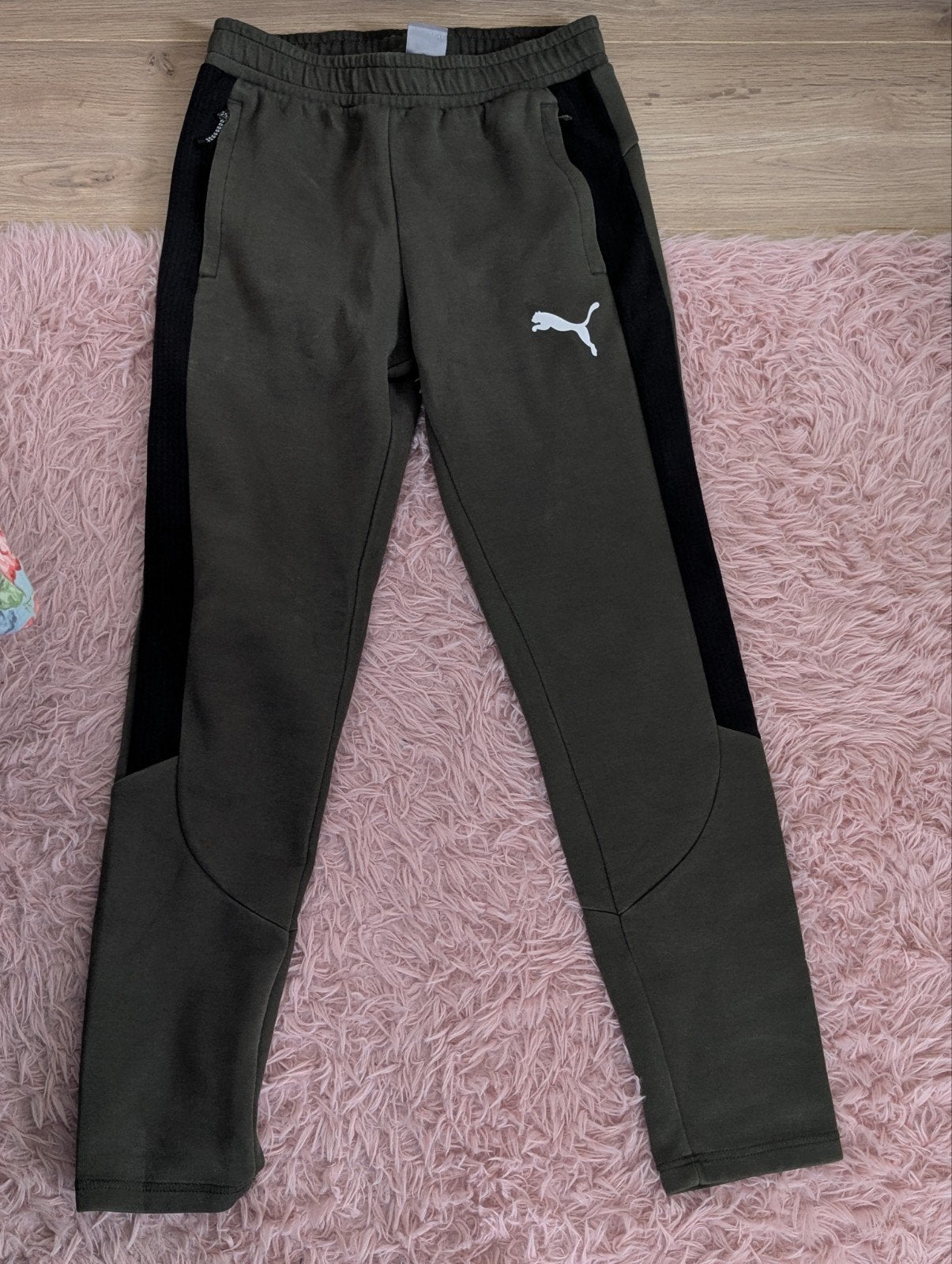 puma broek maat 164 joggingbroek mt. S, Broek, Puma, Ophalen of Verzenden, Zo goed als nieuw