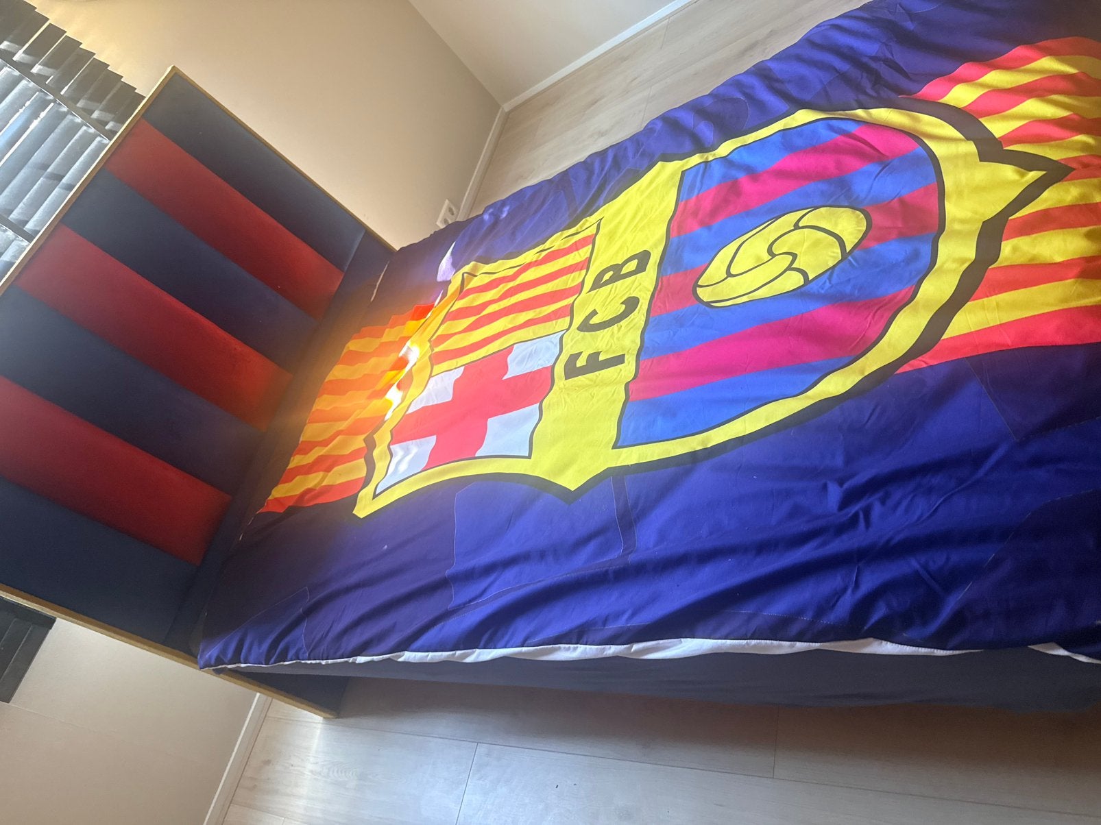 Barcalona bed nieuw, Ophalen, Nieuw, Eenpersoons