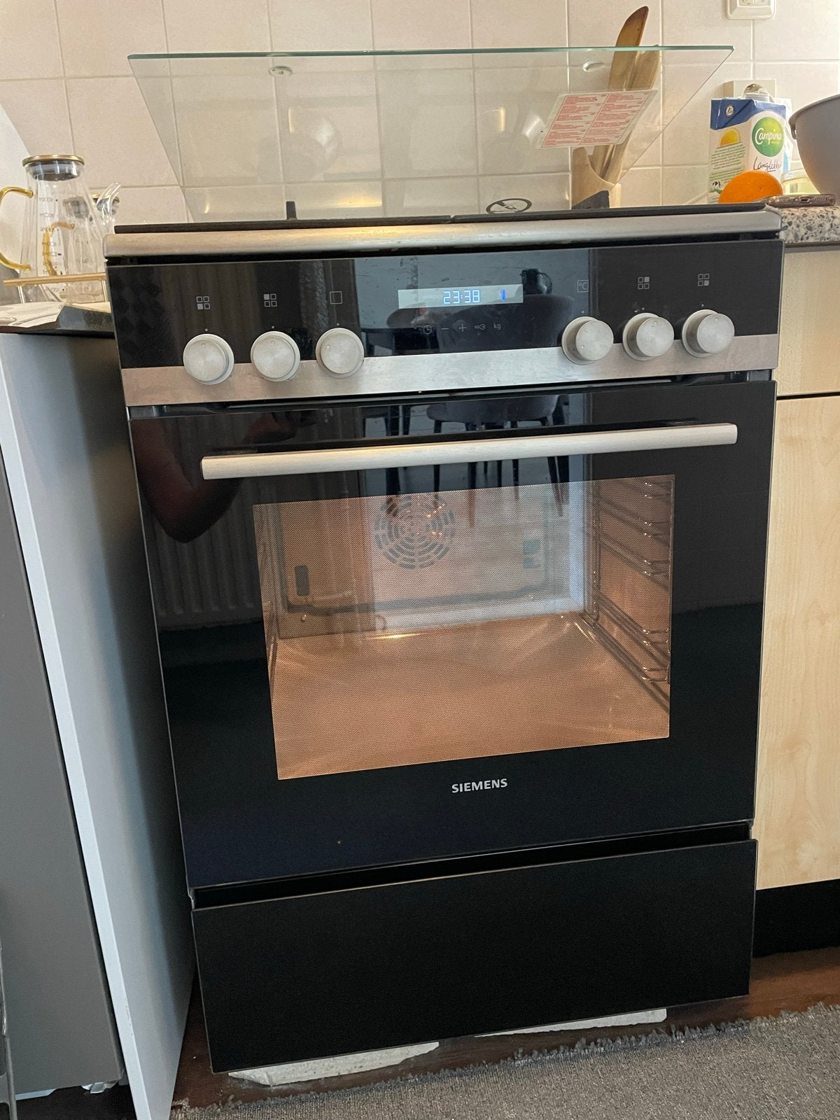 Siemens Gasfornuis met oven, Witgoed en Apparatuur, Hete lucht, 60 cm of meer, Refurbished, Gas