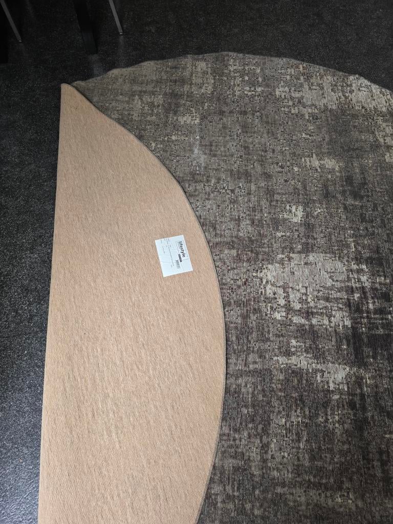 Rond vloerkleed 250cm, Ophalen of Verzenden, Zo goed als nieuw, 75 m² of meer, Tapijt