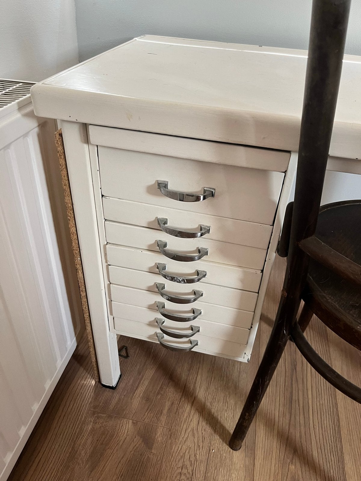 Vintage Wit Metalen Bureau met Lades, Ophalen, Overige typen, Gebruikt, Met lades