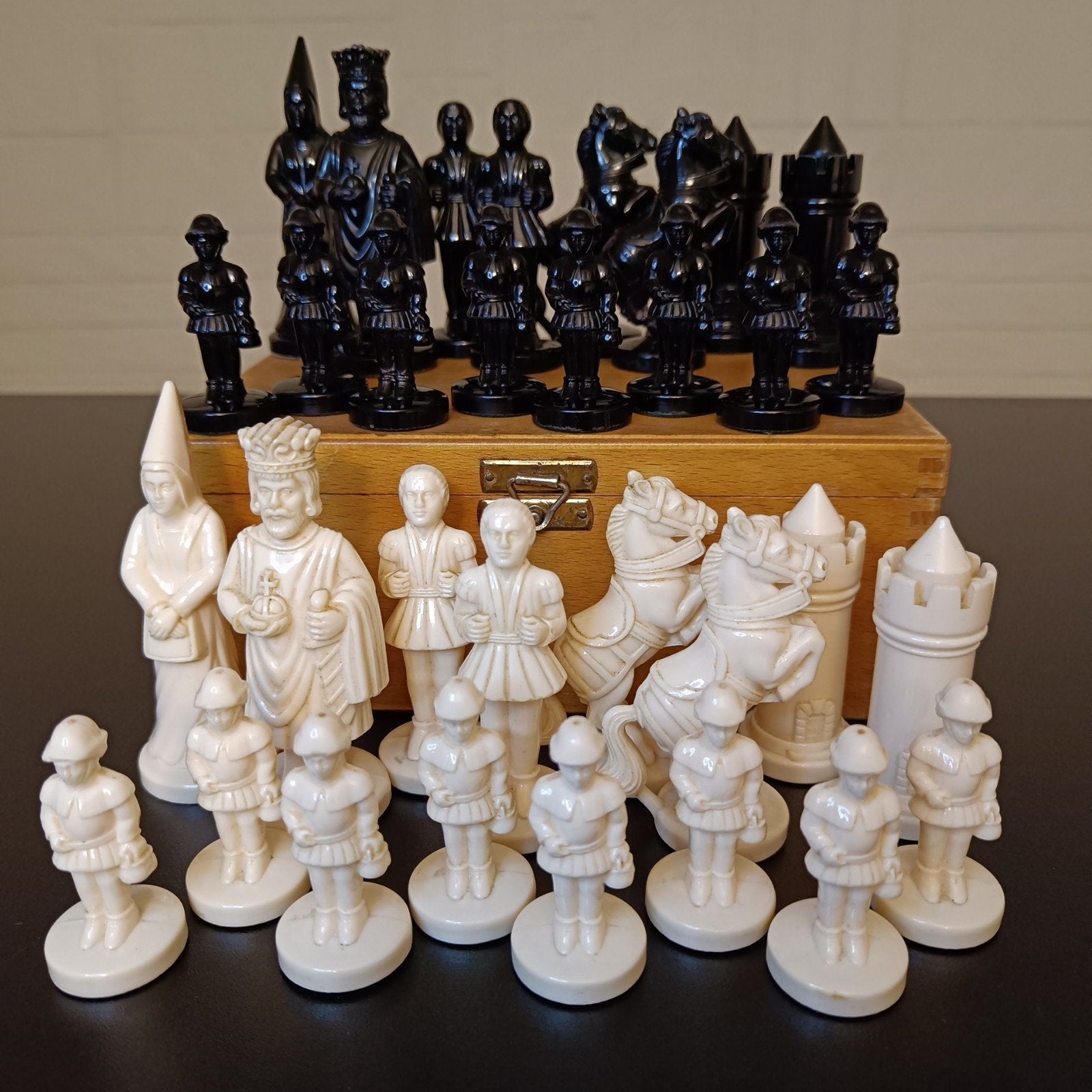 Schaakstukken Homas Ivora., Antiek en Kunst, Ophalen of Verzenden