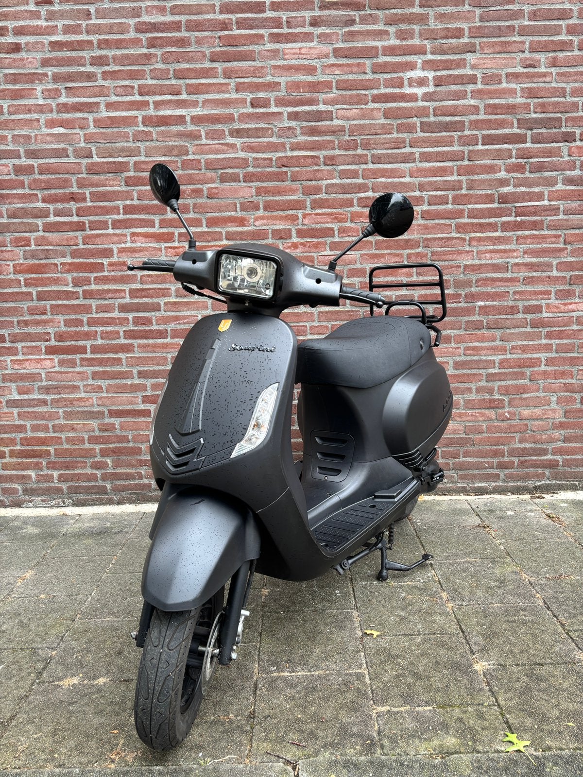 La Souris Sourini Sport – 2022 – KM6294, Ophalen, Zo goed als nieuw, Benzine