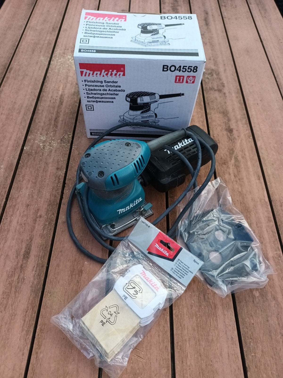 Makita BO4558 schuurmachine, Doe-het-zelf en Verbouw, Gereedschap | Schuurmachines, Ophalen of Verzenden, Zo goed als nieuw, Minder dan 600 watt
