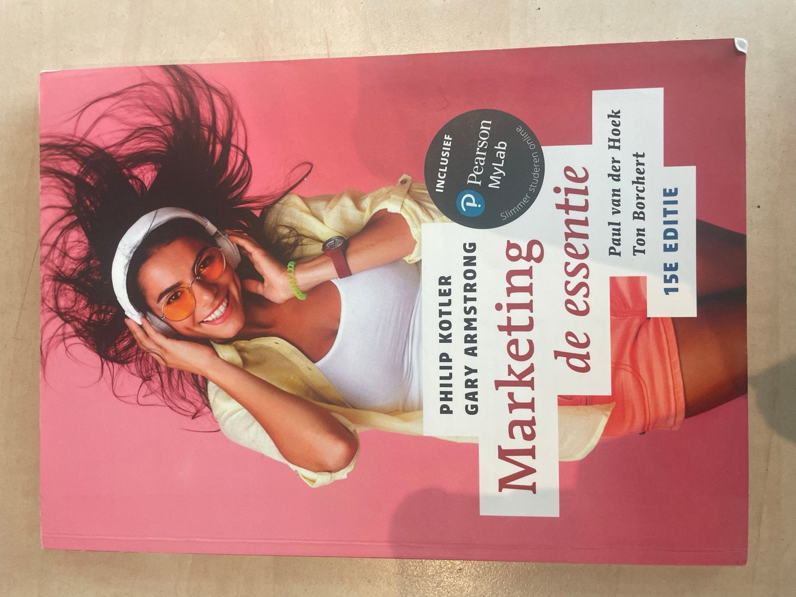 Marketing de essentie - Kotler, Armstrong (15e editie), Ophalen of Verzenden, Gamma, Zo goed als nieuw, HBO