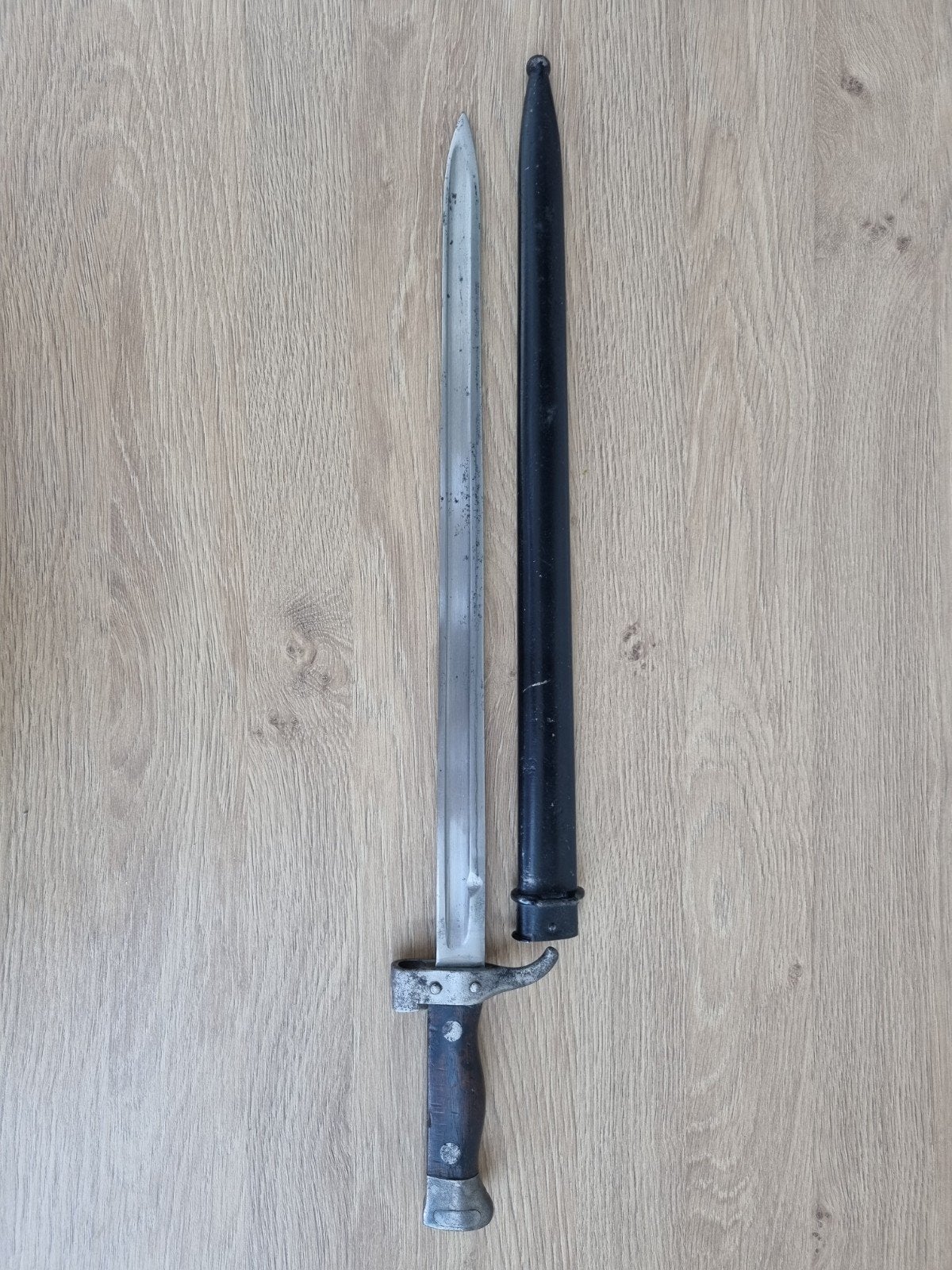 Nummergelijke Franse M1892 Berthier bajonet, Ophalen of Verzenden, Landmacht, Overige gebieden, Mes of Dolk